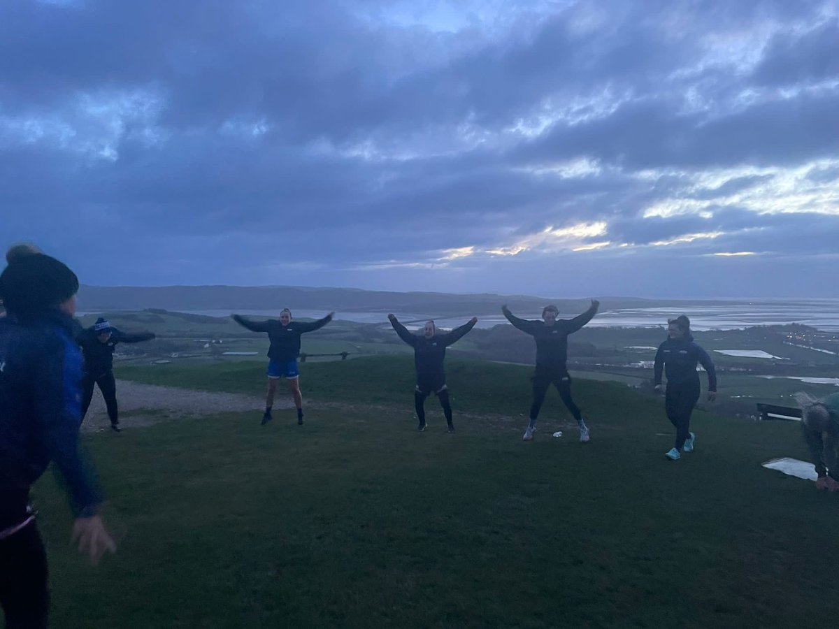 BarrowRaiders's tweet image. Barrow Ladies 💙post Christmas burn 🔥 out in #windyweather