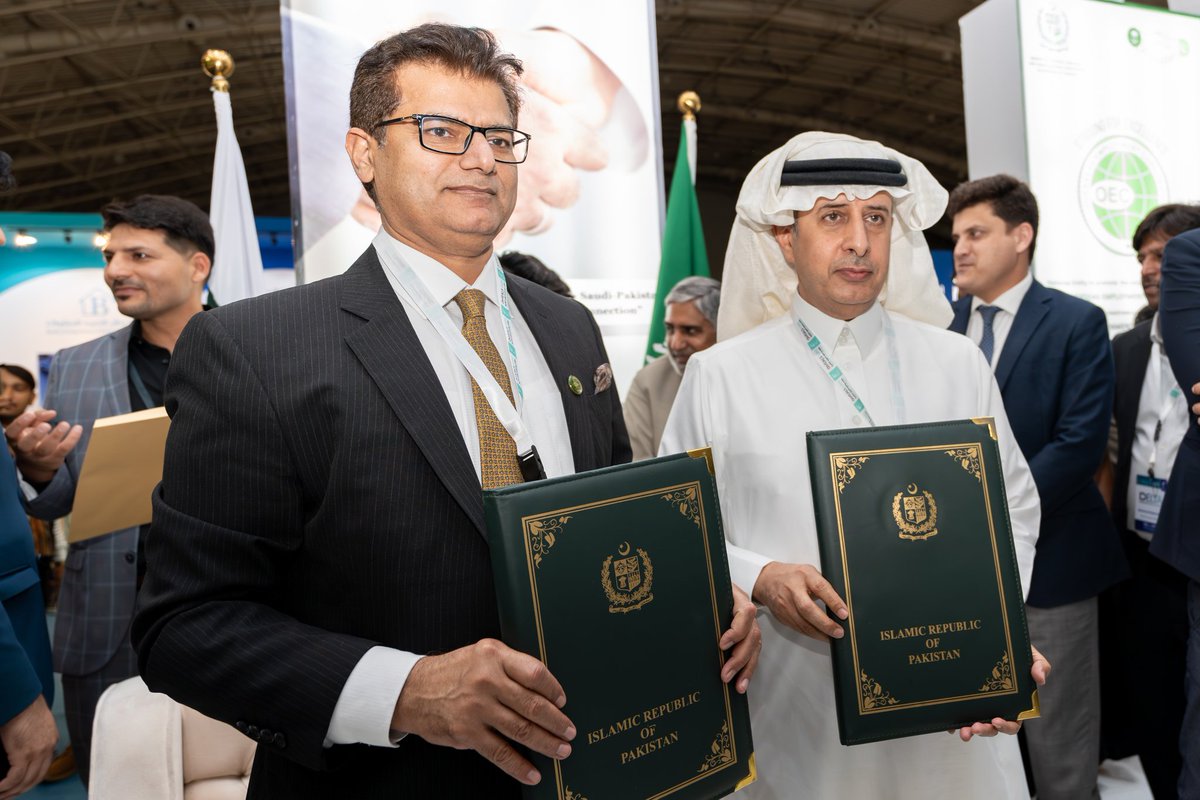 Naseer Khan Kashani, PAS tweet media