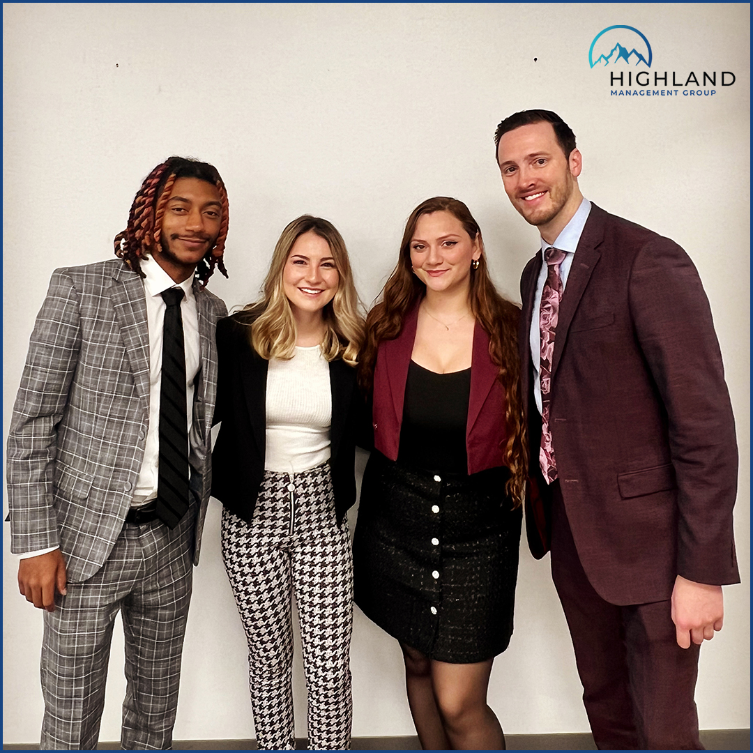 group_highland's tweet image. Matching suits—because we&apos;re so in sync, even our holiday outfits coordinate effortlessly. 🎄✨ 

#MatchingMagic #HolidaySquad