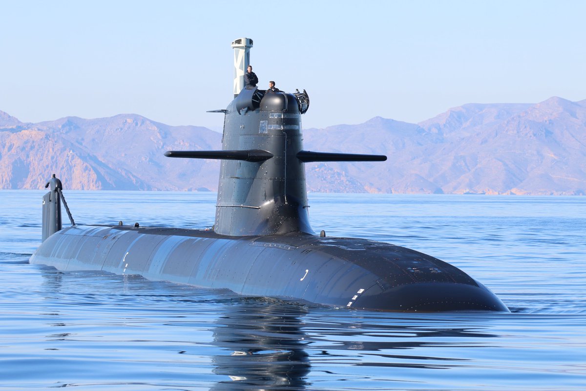 Como últimas publicaciones del año, queremos recordar uno de los hitos que se han producido en el 2023, la entrega del submarino #IsaacPeral, primero de su clase, e innovador en capacidades y diseño.
📸Ginés Soriano

#SomosLaArmada🇪🇸⚓️