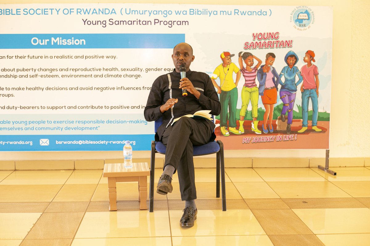 bible_rwanda's tweet photo. #OfficialLaunching of the #YoungSamaritanProgram is underway. This #Ceremony is taking place at #CentreSaitVincentPallotti Gikondo whereby #ChurchLeaders #Journalists #Students and #Headmasters, as well as #Facilitators of the Program, are participating in the Ceremony. https://t.co/UtdGVHCLqM