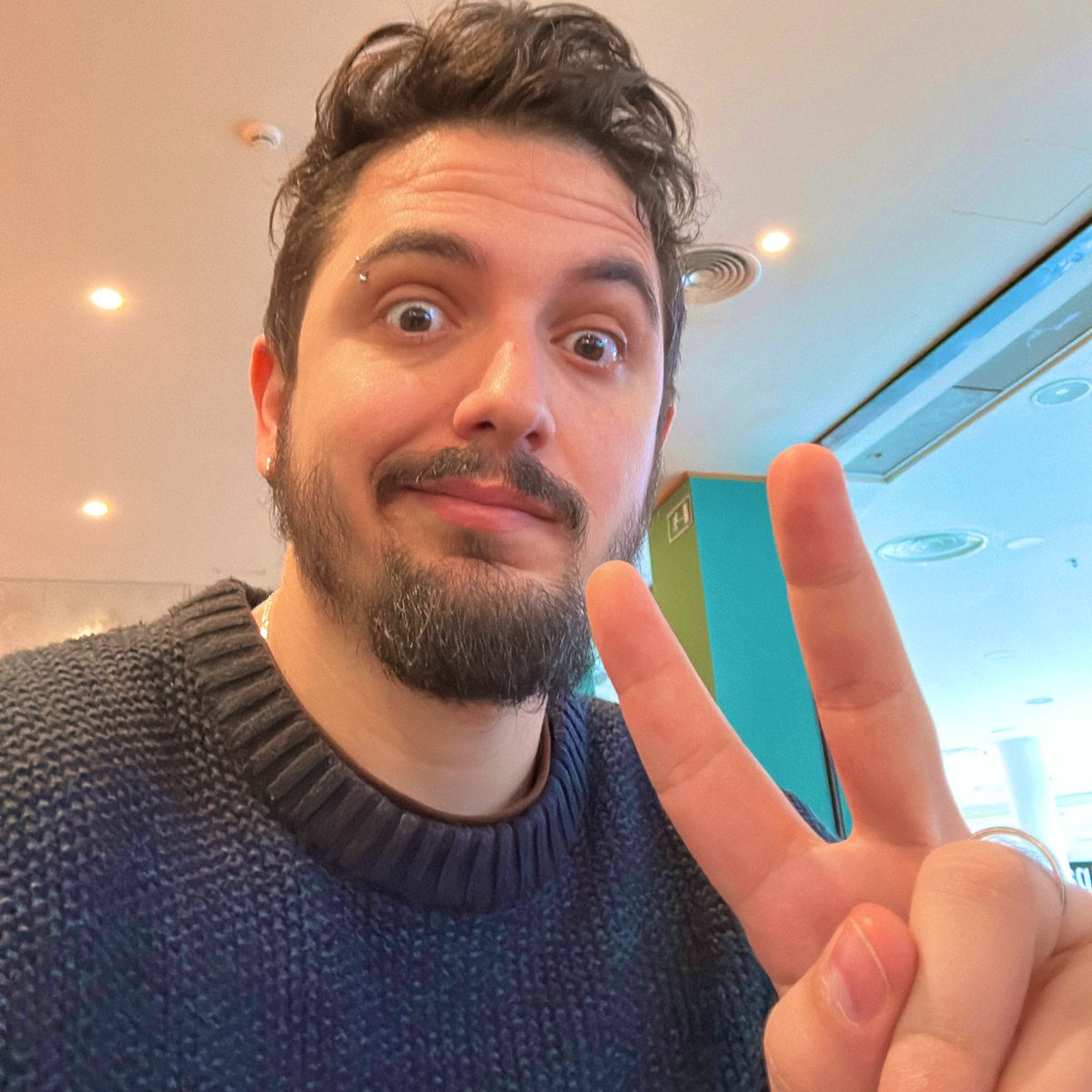 If this post gets 100 RT I will make a post shaking my butty 👹

Let’s see what happens !