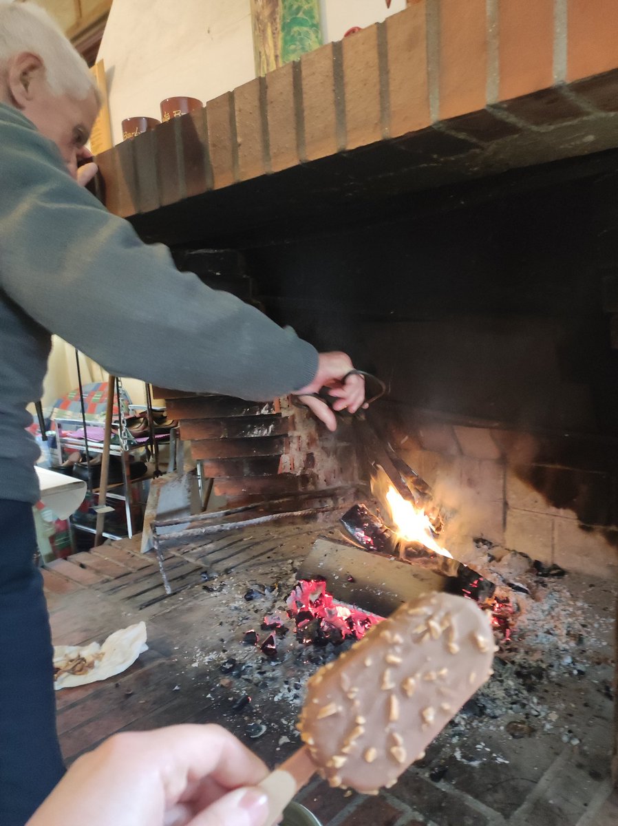 cla_notes's tweet image. Un heladito 😋