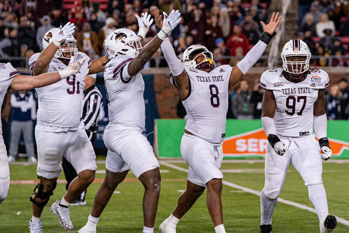 TxStateBobcats's tweet photo. Friday Feels🤩

What a week for the Bobcats.

#TakeBackTexas https://t.co/kk9KmPL4tG