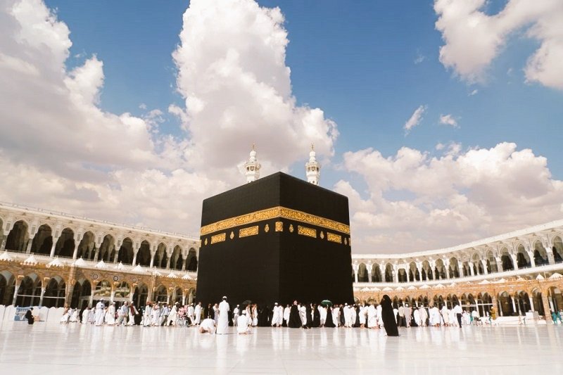alphaembassy's tweet photo. May we all get a chance to visit these holy places in 2024. https://t.co/e6PODIho8l