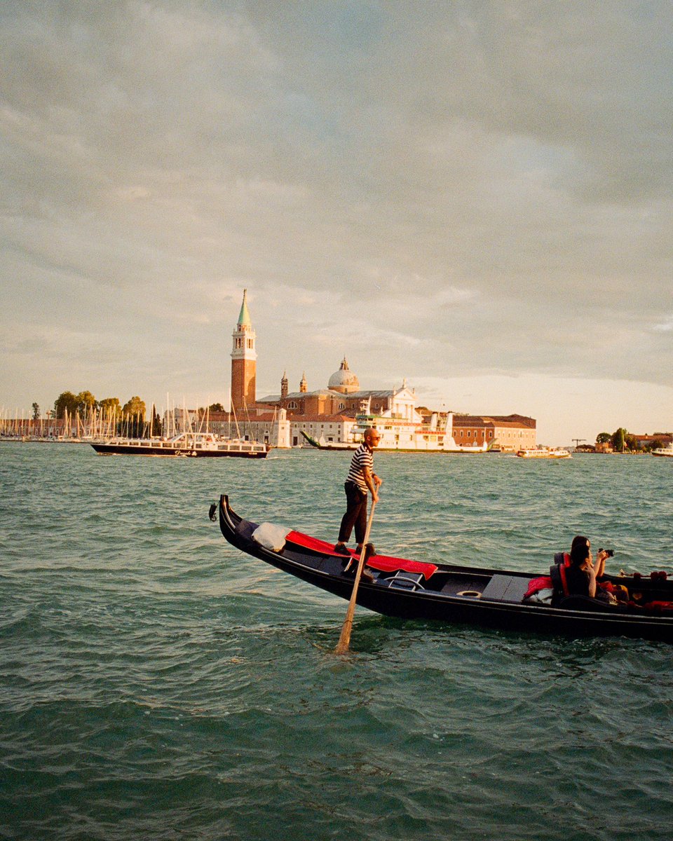 jakob_lr's tweet photo. Italian Coast on 35mm film https://t.co/Vkt91yoBGn