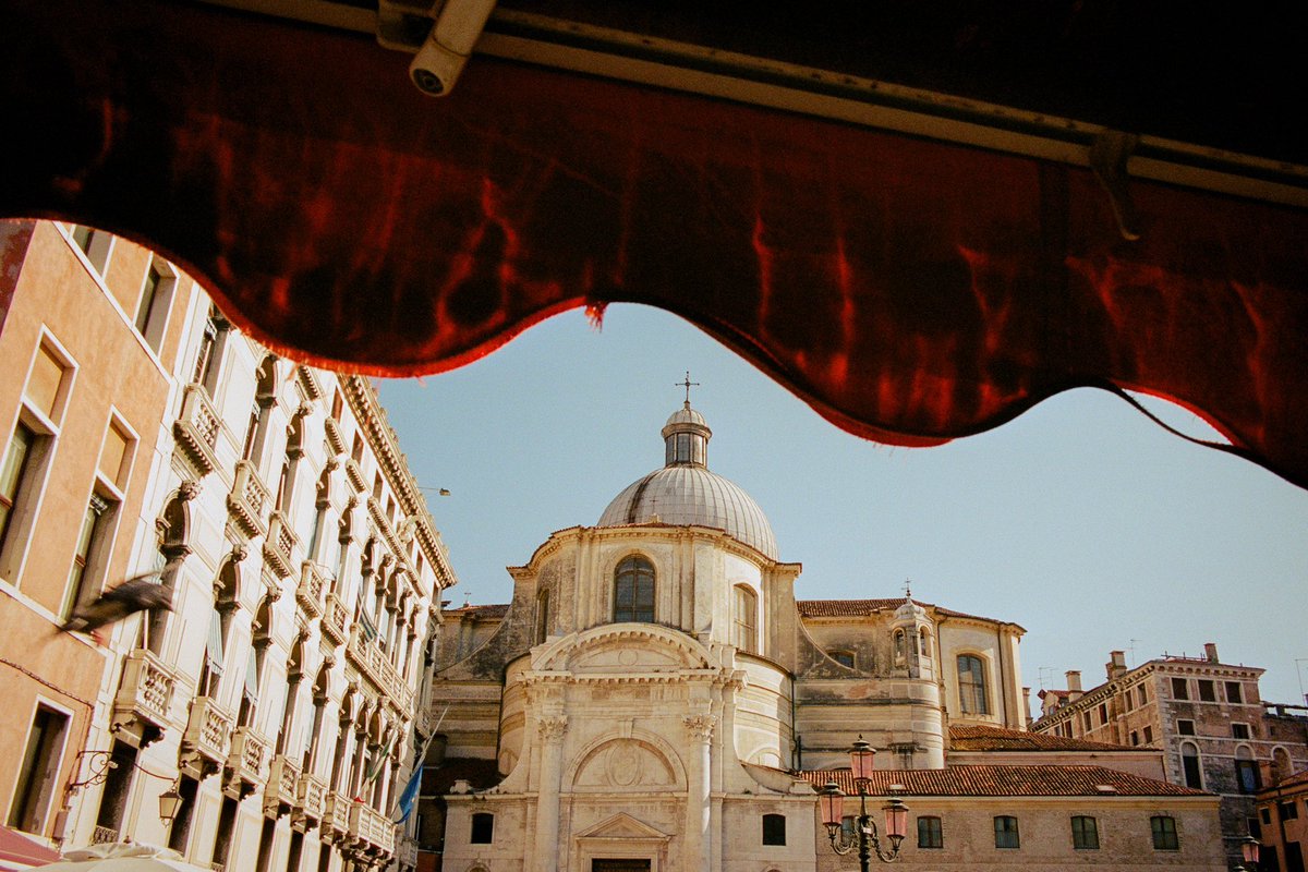 jakob_lr's tweet photo. Italian Coast on 35mm film https://t.co/Vkt91yoBGn