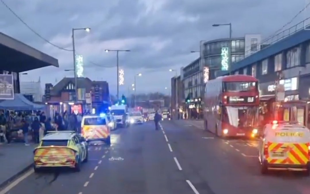 RakanUk3's tweet photo. Something has happened #BarkingStation @CrimeLdn @myldn https://t.co/7lGEEvEECg