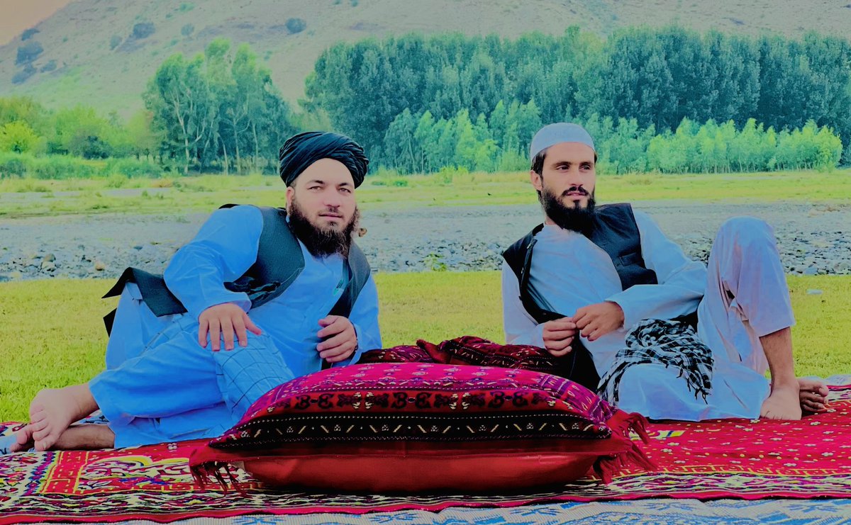 FatihAfghan2's tweet photo. قاري نقيب الله تحسیني د ریاست الوزراء عالي مقام حکم پراساس د  خوست ولایت باک ولسوالۍ ولسوال په حیث وټاکل شو.
زیات زیات مبارک شه! https://t.co/cYs5Eg0Dg0