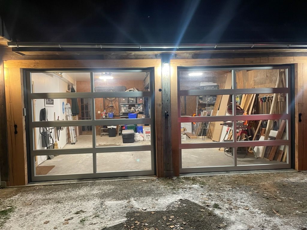 auroraohd's tweet photo. New install @chiohd fullview aluminum doors #chiohd #chioverheaddoors #garagedoors #garagedoor #auroragaragedoors #garagedoorsaurora #auroraoverheaddoor https://t.co/XEyDicQoDw