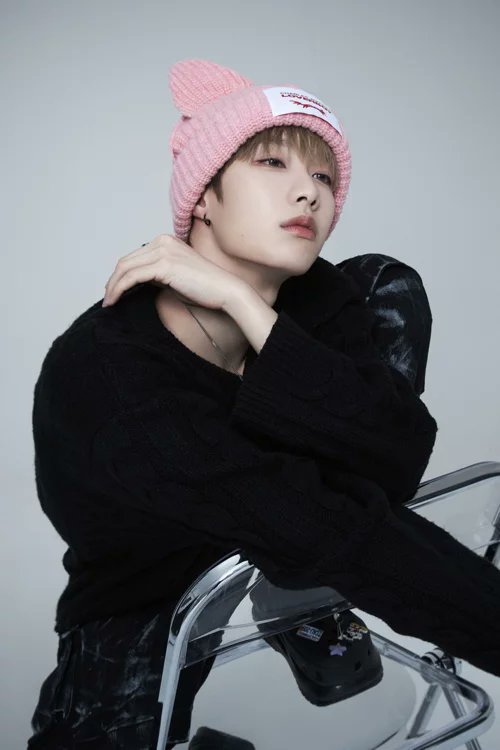 kuanjui_1228's tweet photo. 2024 CHEN KUAN JUI 'RE: New FANMEETING IN TAIΡΕΙ
January 7th, See You with Fans
(2024 CHEN KUAN JUI 'RE: New' FANMEETING IN TAIPEI) #TicketInfo
■ Ticket Sale Date: Saturday, December 23, 2023, starting at 13:14
■ Ticket Website: https://t.co/7M1DYXp0ZK (Tickets available on the KKTIX website and at all FamilyMart FamiPort machines simultaneously)
■ Performance Date: Sunday, January 7, 2024, starting at 18:00
■ Venue: CLAPPER STUDIO (5th floor, Songshan Cultural and Creative Park, No. 2, Section 3, Civic Boulevard, Zhongzheng District, Taipei City)
■ Ticket Prices (NTD): Section A $3,880 / Section B $2,880 / Accessible Seat $1,940, all are general admission (except for accessible seats), please enter according to your ticket number.
※ Please note ticket purchase includes a verification quiz (non-Google image verification)
💟 Ticket Benefits:
Benefit 1🐰 Hi-Touch session with CHEN KUAN JUI: All attendees.
Benefit 2🐰 Taiwan-exclusive photocards set (3 cards total): One set per ticket, redeemable with the ticket.
Benefit 3🐰 Autograph session with CHEN KUAN JUI Drawing: Limit 50, Section A only.
Benefit 4🐰 One-on-one photo session with CHEN KUAN JUI Drawing: Limit 20, Section A only
Benefit 5🐰 Group photo with CHEN KUAN JUI (5 people/group) Drawing: Limit 100; Section A (80) / Section B (20).
Benefit 6🐰 Autographed postcards Drawing: Limit 100; Section A (80) / Section B (20).
Benefit 7🐰 Autographed Polaroid photos Drawing: Limit 20; Section A (15) / Section B (5).
💟 Ticket Benefits Rules:
1. Benefit draw eligibility is only for tickets purchased successfully through the KKTIX system before 23:59 January 1, 2024. Each valid ticket has only "one" draw chance, randomly selected by the computer, and winning eligibility is not duplicated.
2. For Benefit 3, the autograph session will use the poster provided by the organizer on the day as the only item for autographing. It can only be signed with the "name" of the winning participant (limited to Chinese, English, or Korean), and nicknames and messages cannot be requested.
3. Benefit draw results will be announced on January 5, 2024, on the official Facebook and Instagram of ON INN ASIA. Please pay close attention to official announcements.
4. The Hi-Touch session, photo session, and autograph session will take place at the venue after the performance ends. Please follow the staff's instructions to enter as a group. Leaving during the benefit activities (including queuing) will be considered waiving the right to redeem benefits. Please take special note.
Organizers: ON INN ASIA, LIGHT HOUSE Entertainment
※ The organizers reserve the right to change or terminate the content of this event. Please check for the latest announcements at any time. Thank you.
#CHENKUANJUI #천관루이 #FANMEETING #TAIΡΕΙ #ΟΝΙΝNNASIA
