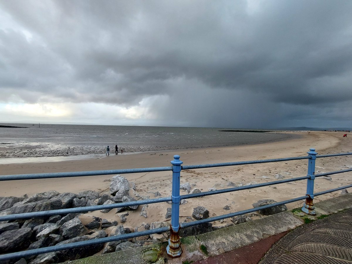 PoppyKouratora's tweet photo. In #Morecambe https://t.co/9zadtw4ppm
