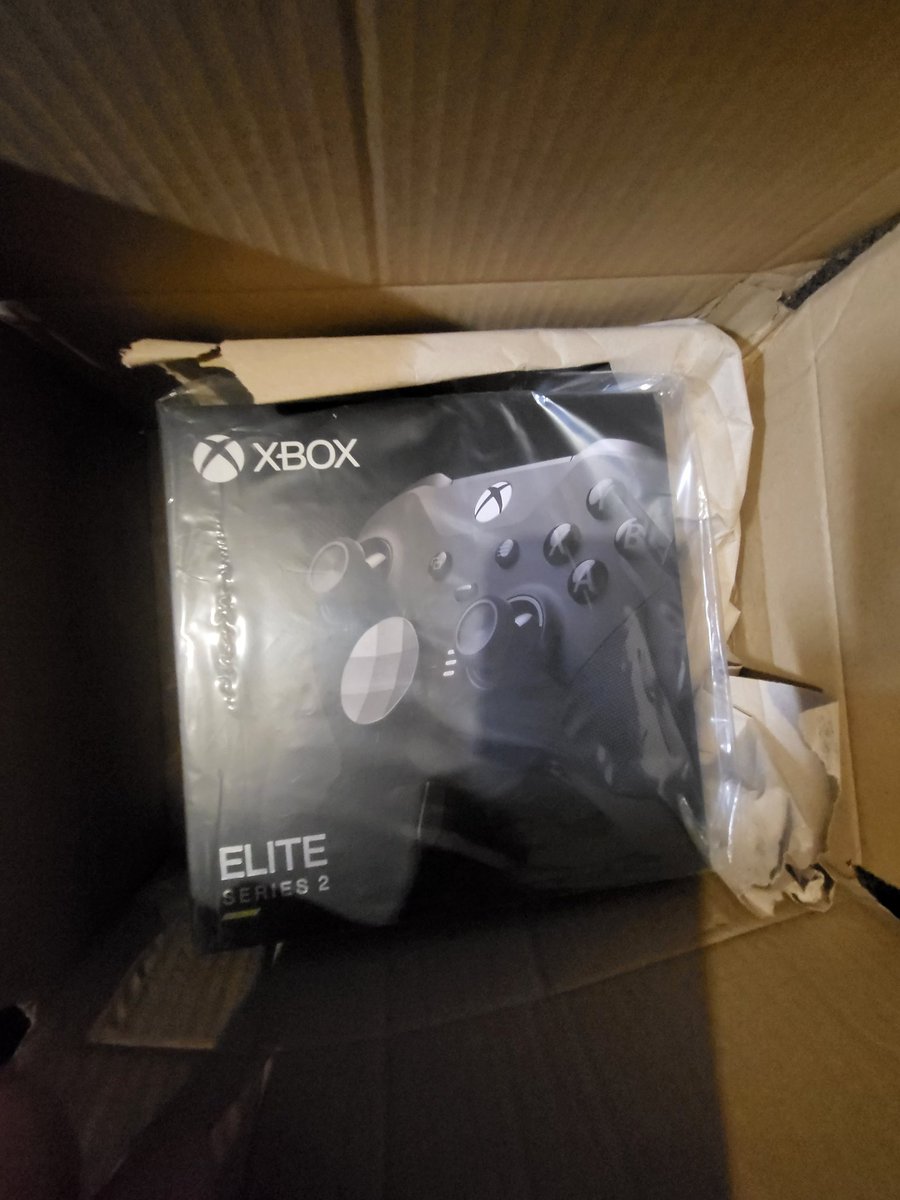 Dannyguk91's tweet photo. @Argos_Online Taken it back to store for refund as was out of stock again. Rather would not have had the experience. Next time ill pay the extra like this time with amazon £12 more but atleast its brand new. Cost me more than £12 with wasted trips into argos. Never again unless no alternative https://t.co/zoCCedePLA
