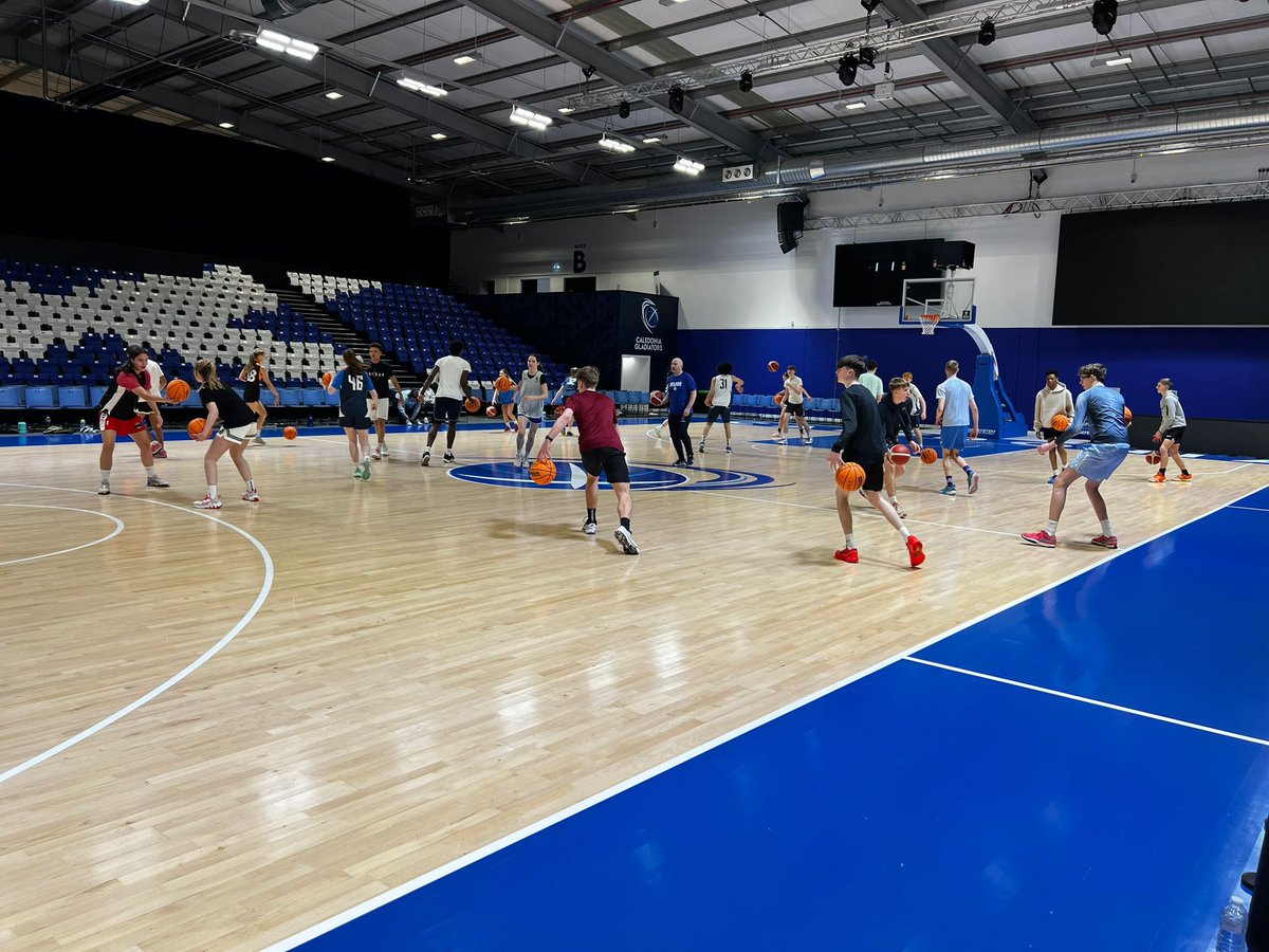 Cal_Gladiators's tweet photo. Caledonia High-Performance Camp
Players from across Scotland, coming together through Basketball.
#3DaysWork
#AyrStorm
#FalkirkFury
#BasketballPaisley
#GlasgowRens
#ACSPanthers
#NLChiefs
#HighlandBears
#StirlingKnights
#DundeeMadsons
#GladiatorsBasketball
#WestLothianWolves https://t.co/A2B5DlMu52