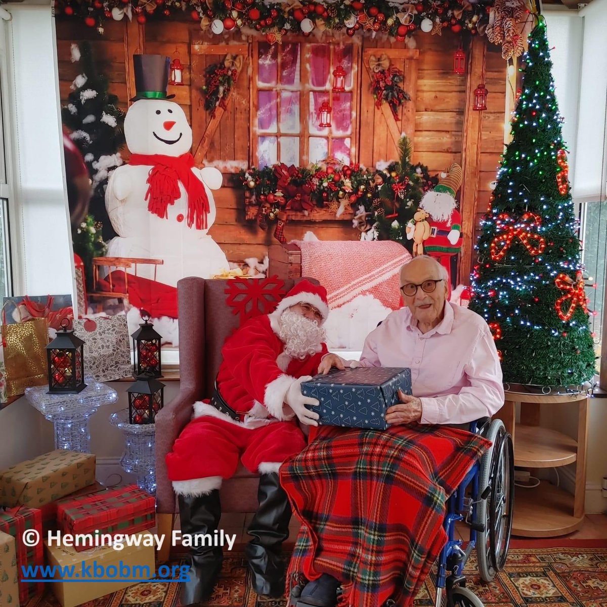 Delighted to share that our last of the ‘Few’ Gp Cpt John ‘Paddy’ Hemingway DFC even got a visit from Santa this Xmas, aged 104 years young! Image provided courtesy of the Hemingway family. #TheFew