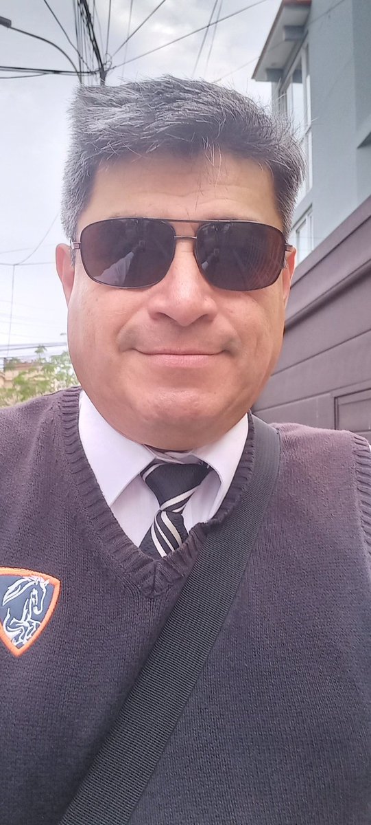 EdilsonGilmer's tweet photo. Último viernes del 2023. https://t.co/jl26TQTg0M
