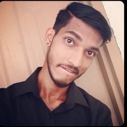 Jooniesrealbish's tweet photo. Me when I'm delusional af cause help 😭 WTF is giving these Indian nibbas this much confidence 😭😭 1st one got a face girls would die for and 2nd got a face girl would die after seeing, it's disrespectful to even compare this creepy shit with tae https://t.co/1vLMRDa6Gd