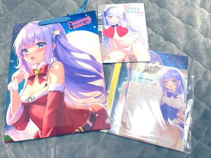 セットと先着のアクリルドミノ!めちゃくちゃ良いアクリルドミノ全面と後ろに背景印刷分けたから立体に見えるかな??セットに入れるビッグアクスタのサンプル持って帰るの忘れてて写真一緒に撮れなかったー。すみません明日写真撮りますね!A65ab CARAMEL CRUNCH!です。明日は宜しくお願いします 