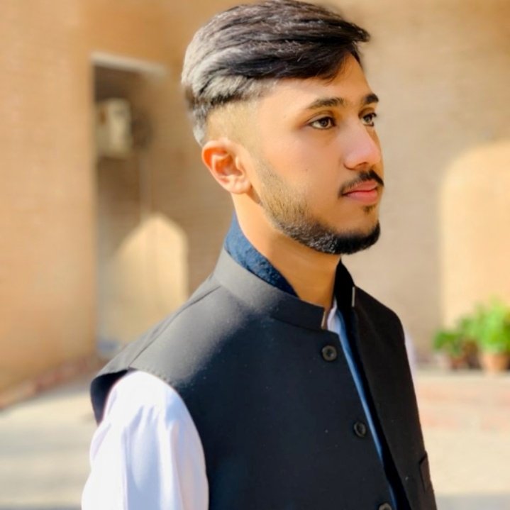 harmainahmad5's tweet photo. Twitter profile              Person behind https://t.co/HFYUkIgHCY