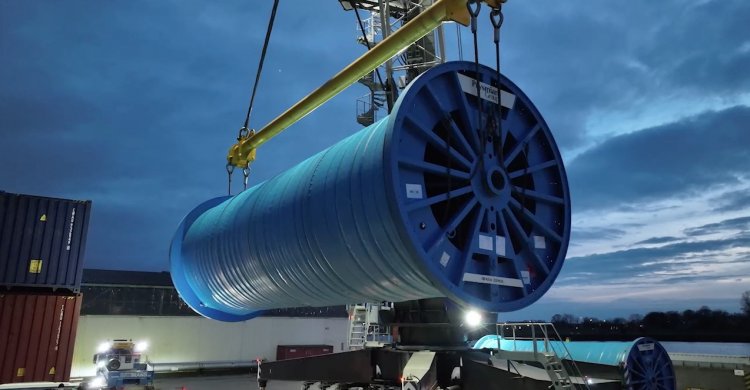 Der Übertragungsnetzbetreiber @TenneT_DE  hat bei der Umsetzung der Stromtrasse #Suedlink einen weiteren Meilenstein erreicht. energate-messenger.de/news/239350/te…