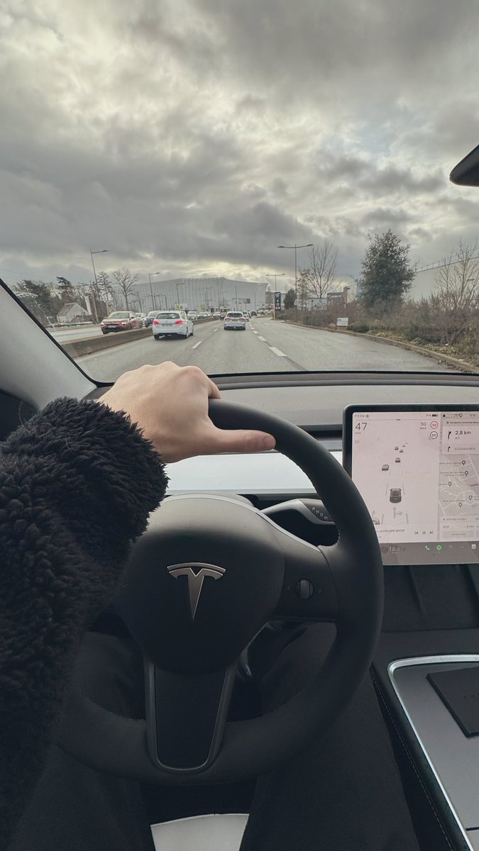 Merci <a href="/miko_goncalves/">MIKO 📸</a> &amp; <a href="/multyde/">Multyde</a> pour le cadeaux 🎁 😍