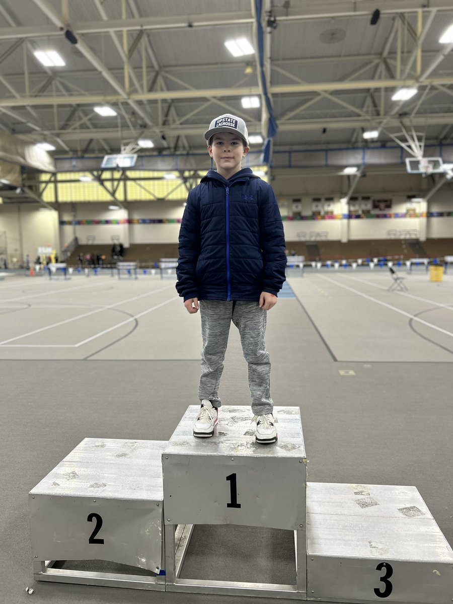 thecoachimmel's tweet photo. Addy and the BHBL track team did well and represented in Boston this weekend… rest of the family enjoyed as well! #runforpizza #trackcrew #hardwork https://t.co/rplhadgrqn