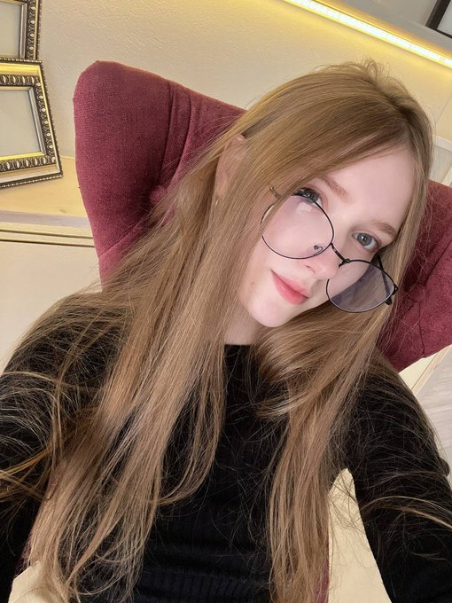 Morning 🍫 https://t.co/Cw5iV9yvuW