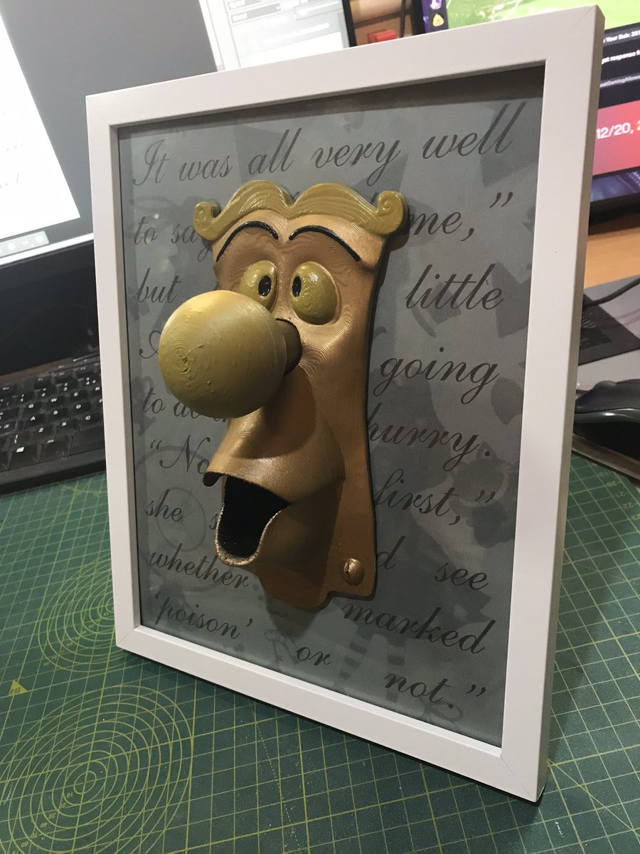 Bfl_Abdn's tweet photo. Another piece I’ve been waiting to share. #3Dprinting, #digitaldesin and #spraypaint. #aliceinwonderland #doorknob #impassible #handmade https://t.co/XnaQYMFAoj