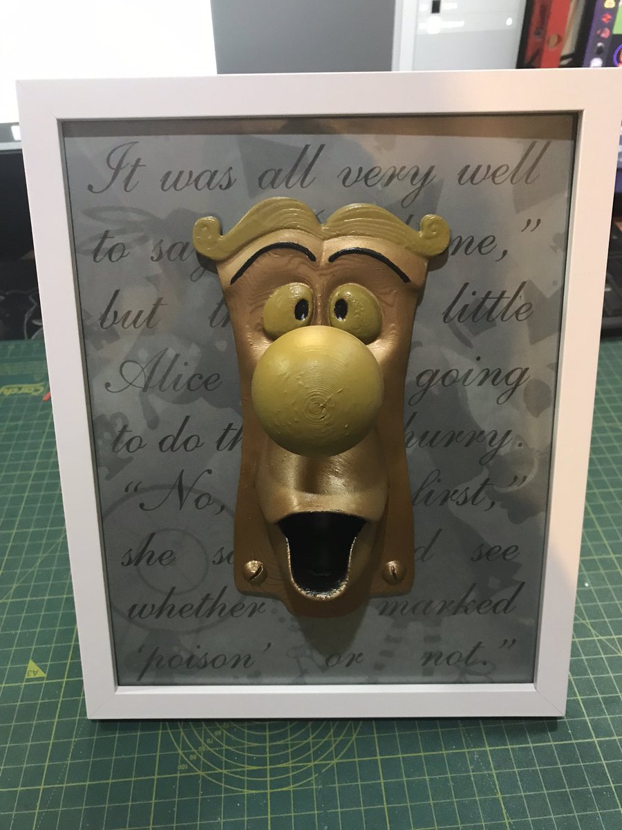 Bfl_Abdn's tweet photo. Another piece I’ve been waiting to share. #3Dprinting, #digitaldesin and #spraypaint. #aliceinwonderland #doorknob #impassible #handmade https://t.co/XnaQYMFAoj