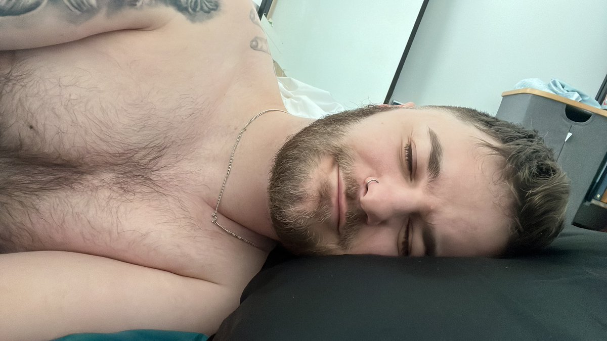 FriendJamiee's tweet image. Me + my AOTY