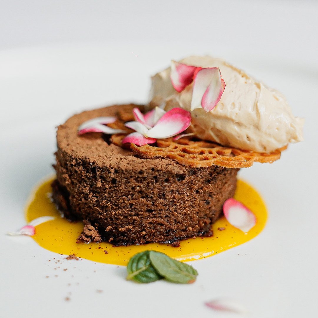 WACSworldchefs's tweet image. Join our Pastry Arts Competition Seminar and you’ll walk away with all you need to win the gold at your next Pastry Arts competition! 🍰 🏆

🗓️ Feb 1st, 2024
🌍 Stuttgart, Germany

Register 👉 bit.ly/4a0t7vh

#CompetitionSeminar #ThisIsWorldchefs #PastryArts