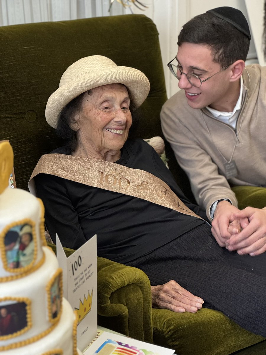 29 December 1923 | Hungarian Jewish woman, Lily Ebert, was born in Bonyhád.

In July 1944 she was deported to Auschwitz &amp; later transferred to an ammunition factory near Leipzig where she was liberated. 

She has 10 grandchildren &amp; 37 great-grandchildren. 
Today she turns 100!
