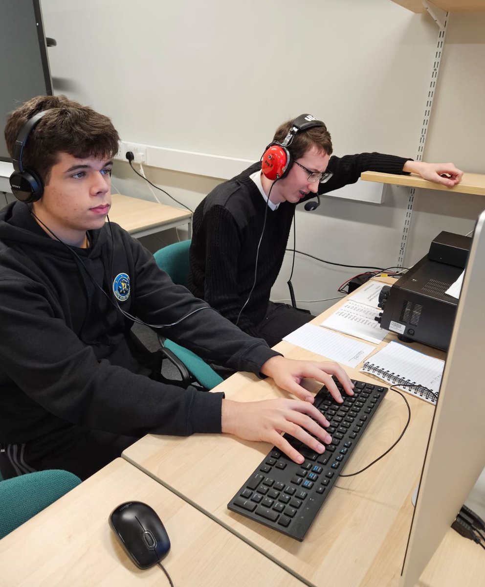 theRSGByouth's tweet photo. Our final Photo Friday of 2023 captures some of our brilliant young operators who have taken part in @hamyota month - well done to every single person who has been involved - may your interest in #amateurradio be long, varied and most of all enjoyable ๐
#hamr #DYM23 https://t.co/1SzwrsBrnF