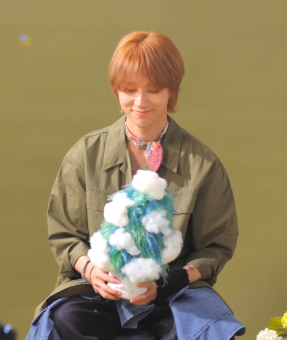 orenji_sg2's tweet photo. ☁️🎄🩵 https://t.co/lO0AkSnR89
