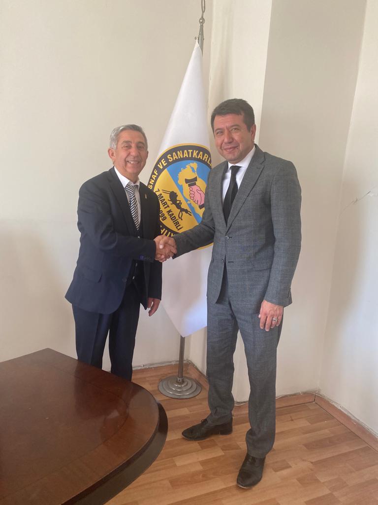 halimhallac's tweet photo. Esnaf Kefalet Kooperatifi ve Bakkallar Odası Başkanımız Sn. Ahmet Kendigül Beyi ziyaret ettik. Kabulleri için teşekkür ederiz. https://t.co/jHVyVgyswC