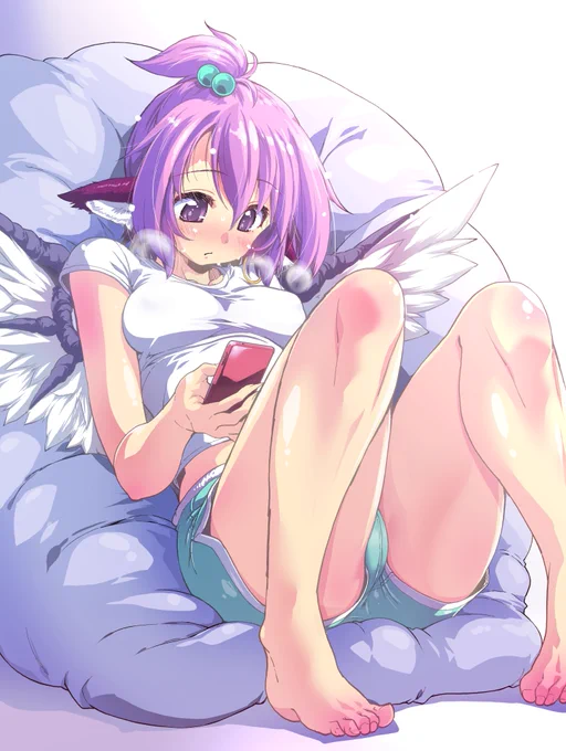 お部屋でスマホみてるみすちー(加筆再掲