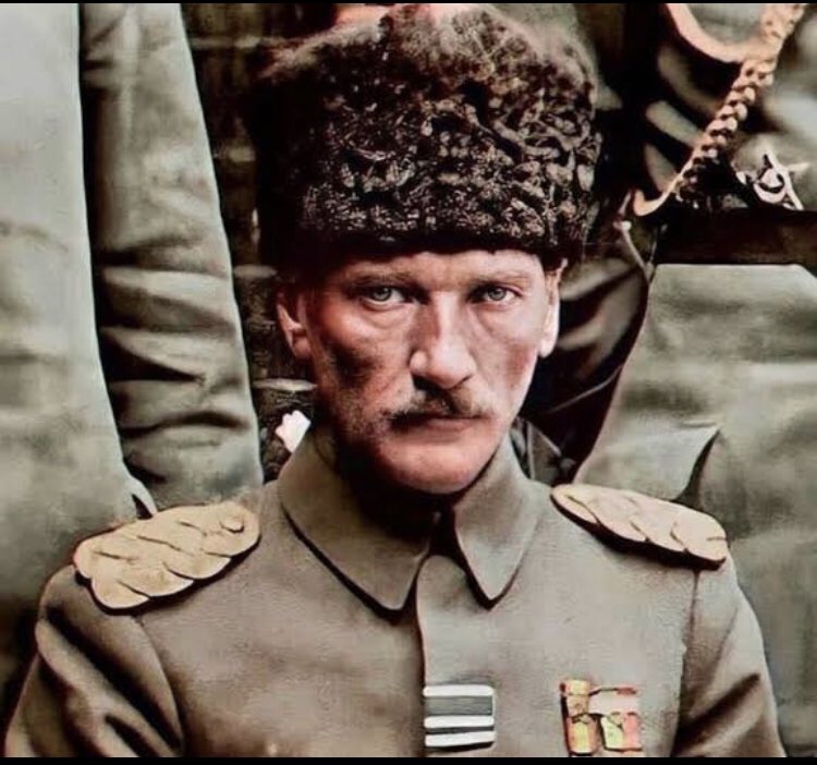 Başkomutan pazarlık konusu olamaz. Çıkmayın maça!