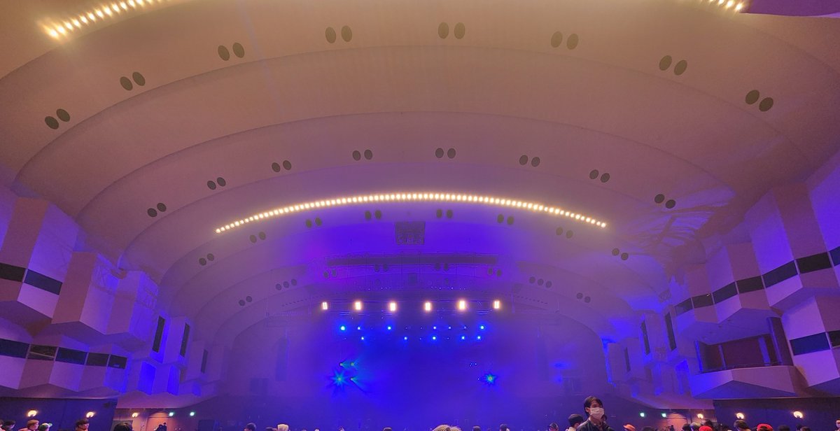 mcz_hiroin's tweet photo. パシフィコ横浜での東北産ライブ最高でした。。
開場時間中の人の多さ見て、完全に売れたなぁっと浸ってたけど、橘さんのお言葉を聞いて、東北産まだまだこれから伸びるグループだと実感した！

おのぼりガールって干され曲なん？いつになったら聞けるのほんと笑笑 https://t.co/fc7tdNheor
