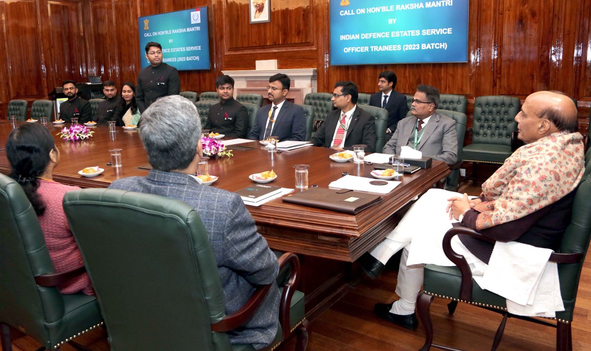 DefenceMinIndia's tweet photo. Raksha Mantri Shri @rajnathsingh interacted with the officer trainees of the Indian Defence Estates Service (IDES) 2023 batch in New Delhi today. 

 Interacting with the officers, RM underscored the critical role of young civil servants in shaping the new & emerging India.

https://t.co/UM9dOlQzar