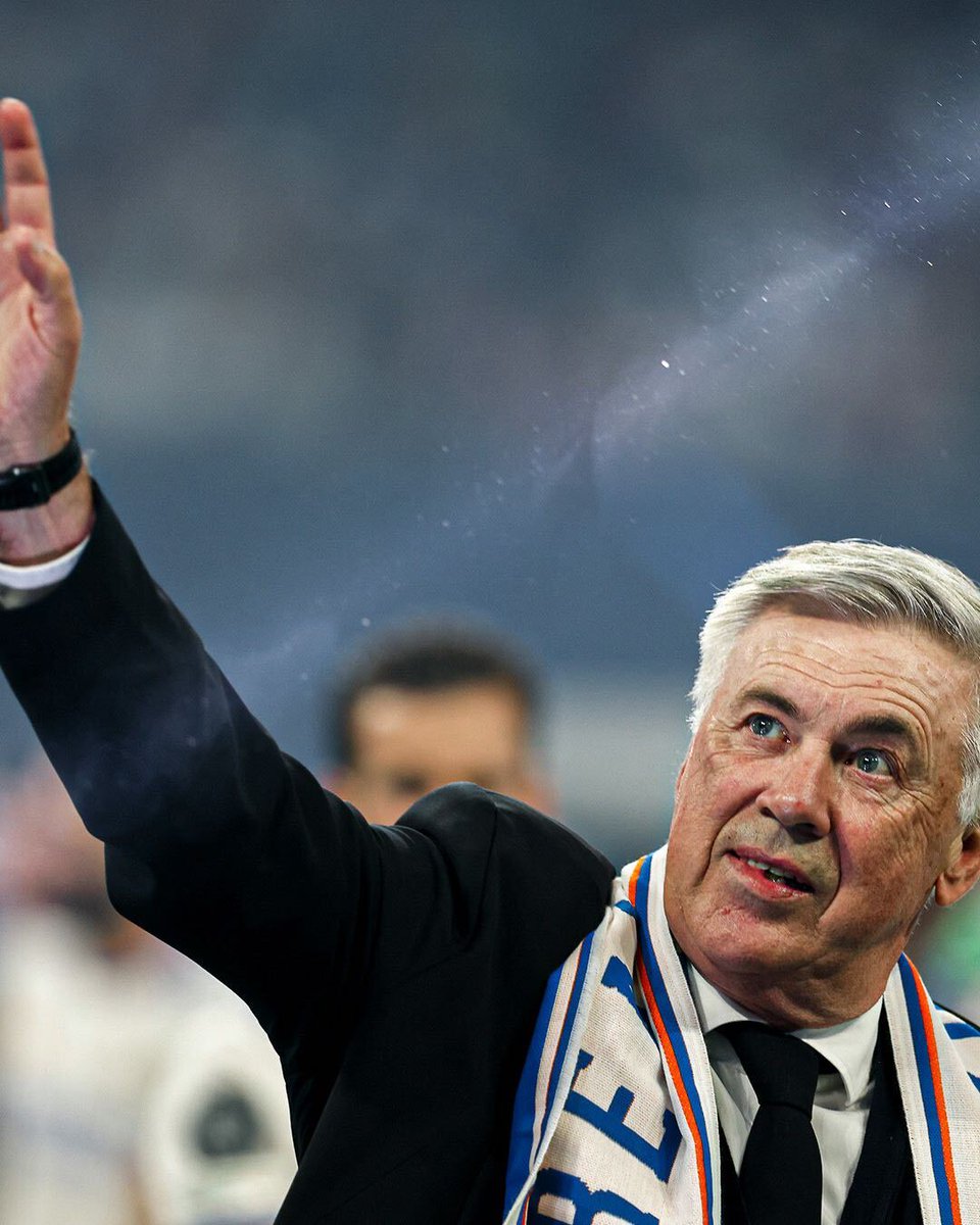 realmadrid's tweet photo. 🤩🥳👔✨
#Ancelotti2026 https://t.co/I1XUGeuPMZ