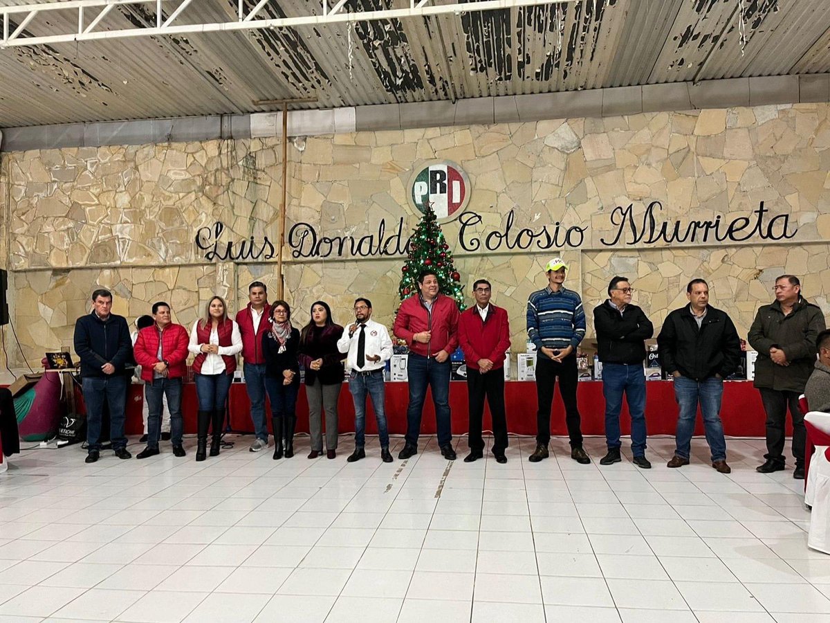 MoscosoMajo's tweet photo. Convivió de fin de año con la fuerza de nuestro partido: SU MILITANCIA 🟢⚪️🔴
Estoy convencida que este año 2024 en unidad y trabajo daremos la batalla para que a San Cristóbal le vaya bien 👊🏻👊🏻👊🏻
¡FELICES FIESTAS A TODO EL PRIISMO! https://t.co/qvj7JJZOJA