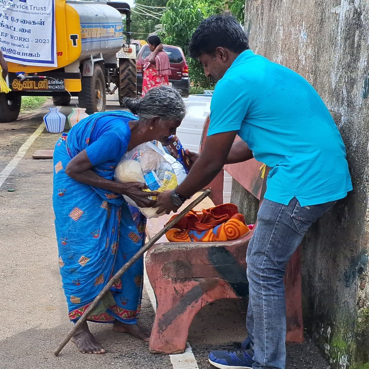 We (Tuticorin Volunteers Team - Globally United) sharing our  heartfelt gratitude to the KPR Institute of Engineering and Technology management for their unwavering support, laying the groundwork for our meaningful initiative. Their belief in community service has been the