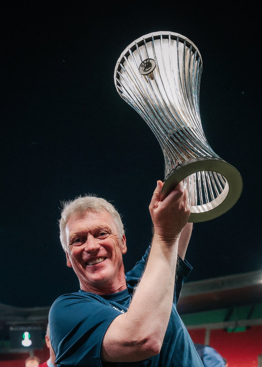 "We've got super David Moyes" 🎵

The gaffer returned to the Club #OnThisDay in 2019 ⚒️