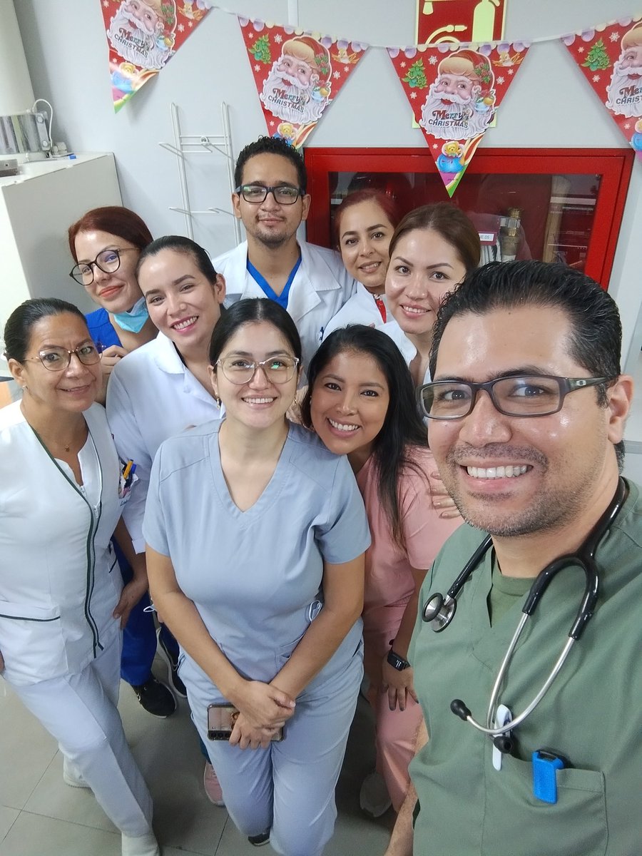 rxmxn's tweet photo. Último día de trabajo del año. A darlo todo hoy y prepararse para un 2024 lleno de éxitos.

#IESSmanta https://t.co/iWooReaCKp