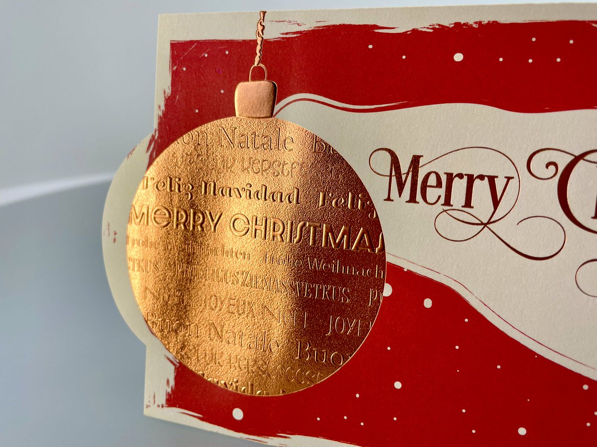 KURZUSA's tweet image. We hope you're having a wonderful holiday season! To join in the festivities, we're excited to showcase this fantastic envelope from Parkland Direct. Embellished with LUXOR 351, it truly sparkles and adds holiday joy!

#KURZusa #ParklandDirect #HolidayEnvelope #Embellishment