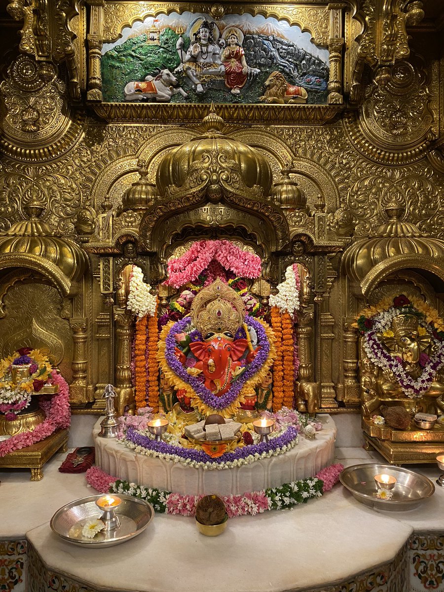 SVTMumbai's tweet photo. 🙏 गणपती  बाप्पा मोरया 🌺मंगलमूर्ती मोरया 🙏२९/१२/२०२३ 
🙏Ganapati Bappa Moraya 🌺 Mangalmurti Moraya  🙏29/12/2023 https://t.co/mHghuDEE2H