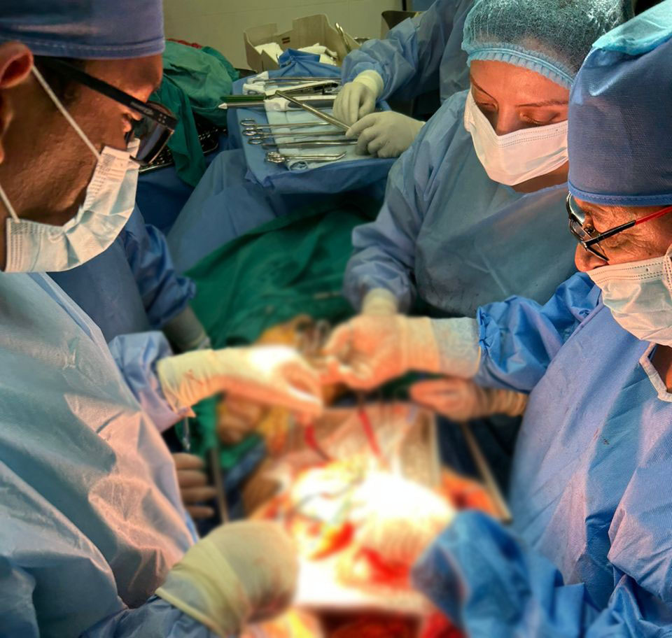IndotEcuador's tweet photo. Todo es posible gracias a los #donantes y al gran compromiso del Sistema de Salud @Salud_Ec @IESSec.
Destacamos la intervención del:
Hosp. Pediátrico Baca Ortiz (@HBacaOrtizEc)
Carlos Andrade Marín (@HCAM_IESS)
Eugenio Espejo (@heugenioespejo)
José Carrasco Arteaga (@IESSHJCA) https://t.co/oKzJKC3xM5