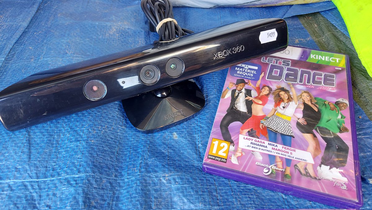 UniversSimu's tweet image. A ce prix... faut faire du stock #Xbox #kinnect