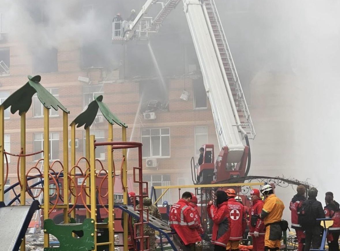 RedCrossUkraine's tweet photo. ⚡️Ukrainian cities suffered another massive Russian missile attack. The emergency response teams of the Ukrainian Red Cross work at the sites of the shelling in different cities and help people — https://t.co/AugOJVzJKr https://t.co/RZVTO1MhSi