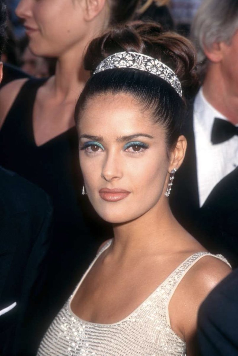 Filmesthetic1's tweet photo. Salma Hayek, 1990s. https://t.co/iWj34qZfkb